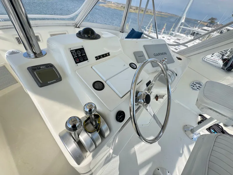 Slide: The Image of Cockpit of a 1995 Ocean Yachts 42 SS with Garmin navigation. - 10