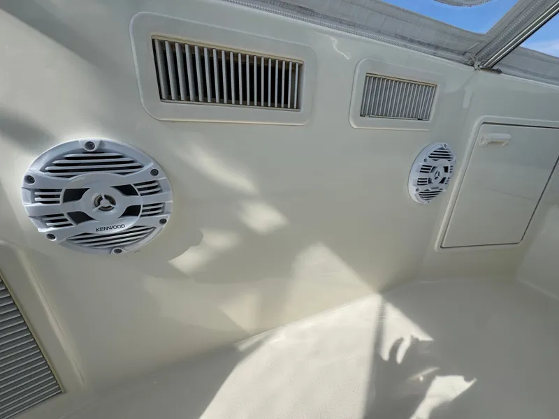 Slide: The Image of Interior of a 1995 Ocean Yachts 42 SS with Kenwood speakers. - 15