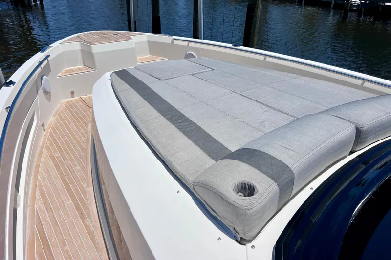 Slide: The Image of Luxurious 2022 Windy SR 44 BLACKHAWK yacht with spacious sunbed and sleek deck design. - 70