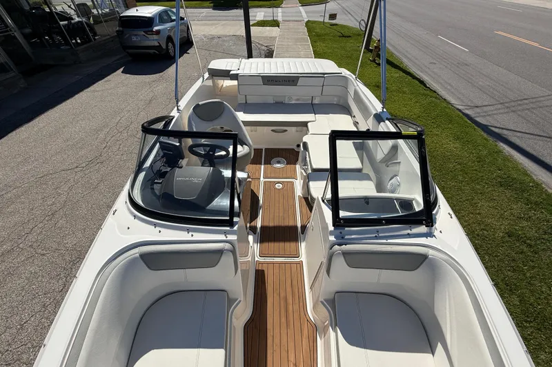 Slide: The Image of 2016 Bayliner VR5 Bowrider I/O with spacious seating and sleek design on display. - 14