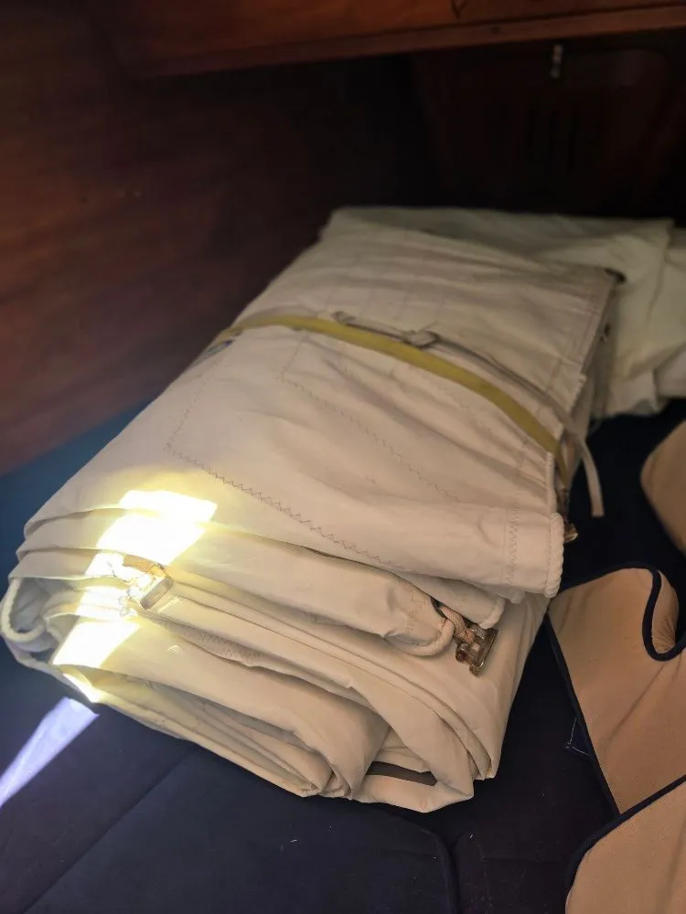 Slide: The Image of Folded sail inside a 1995 Freedom sloop. - 14