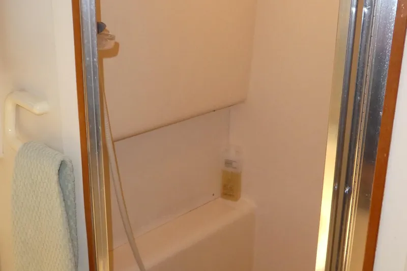 Slide: The Image of Shower area in 1992 Ocean Alexander 456 Classicco yacht with towel and soap. - 33