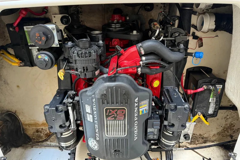 Slide: The Image of Engine compartment of a 2009 Chaparral Sunesta 244 Xtreme with Volvo Penta 5.7 GXI engine. - 14
