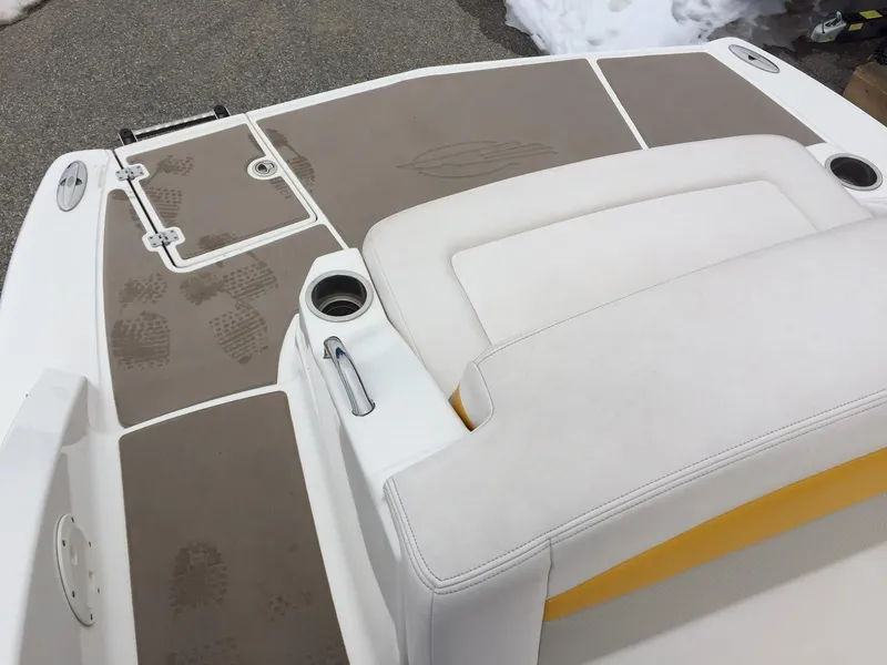 Slide: The Image of 2009 Chaparral Sunesta 244 Xtreme boat stern with seating and cup holders. - 7