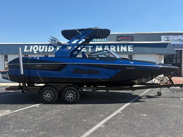Slide: The Image of Malibu Wakesetter® 23 MXZ 2020 - 18