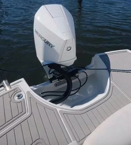Slide: The Image of Crownline Boats 270 XSS 2023 - 16