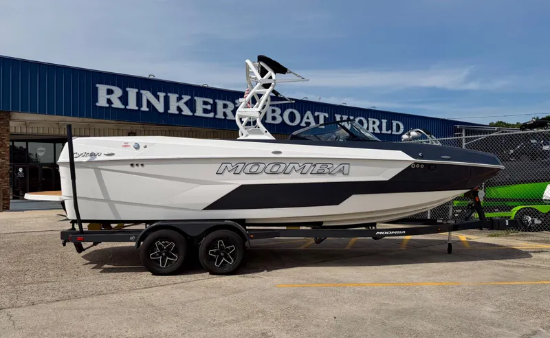 The Image of 2026 Moomba Tykon boat at Rinker Boat World. - 1