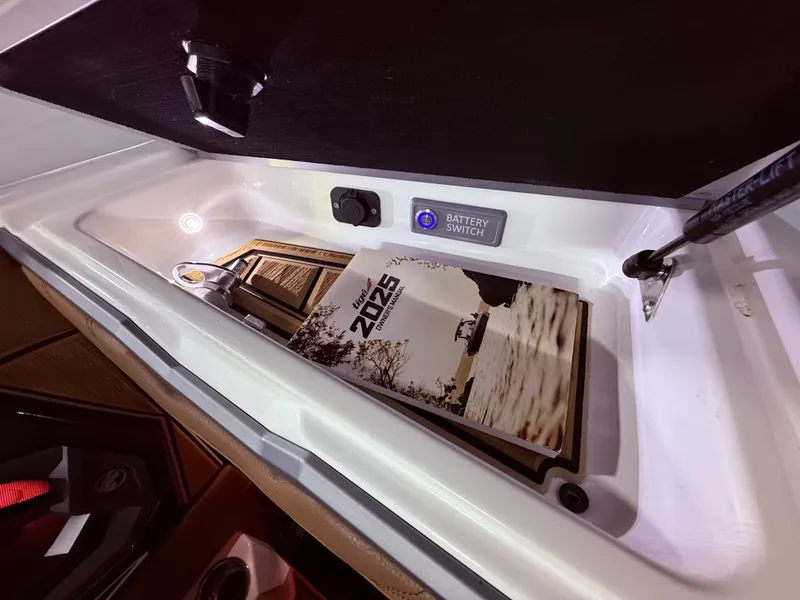 Slide: The Image of Interior of 2024 Tigé Ultré 23ZX with battery switch. - 46