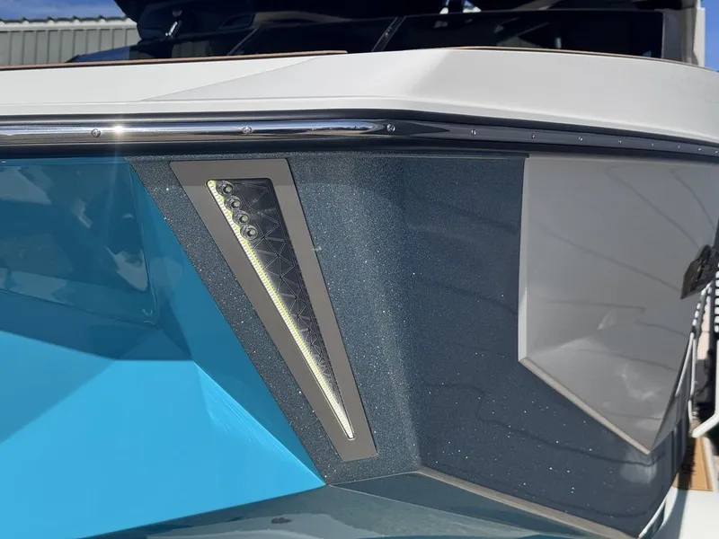 Slide: The Image of Nautique Super Air Nautique G23 2026 - 3