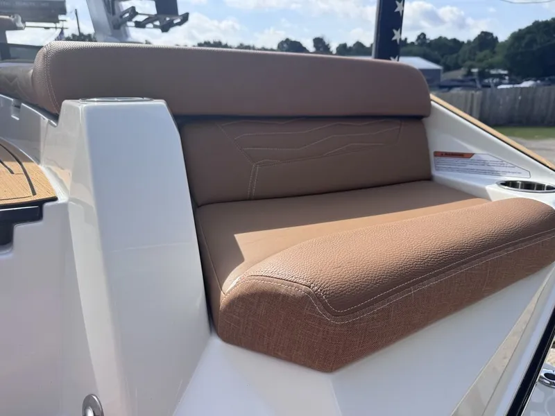 Slide: The Image of Nautique Super Air Nautique G23 2026 - 15