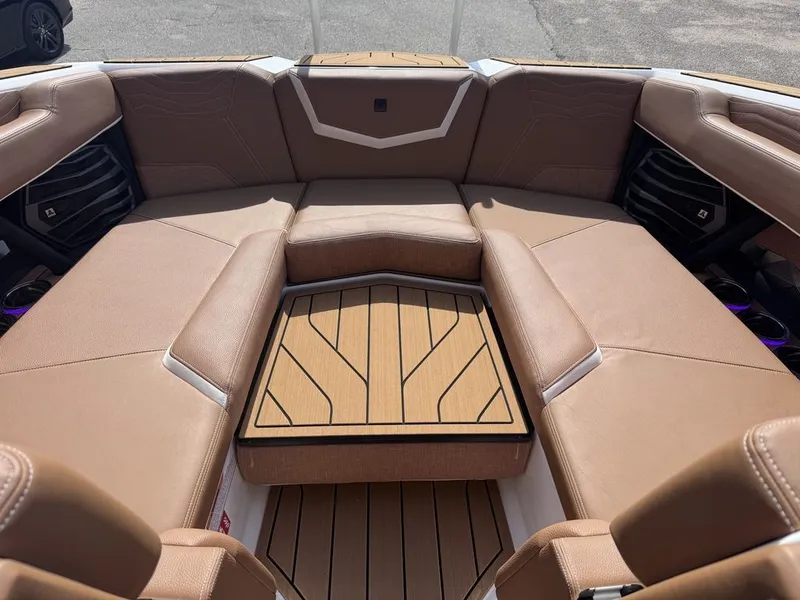 Slide: The Image of Nautique Super Air Nautique G23 2026 - 4