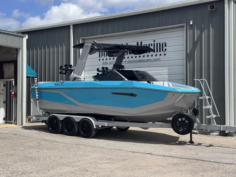 Slide: The Image of Nautique Super Air Nautique G23 2026 - 15