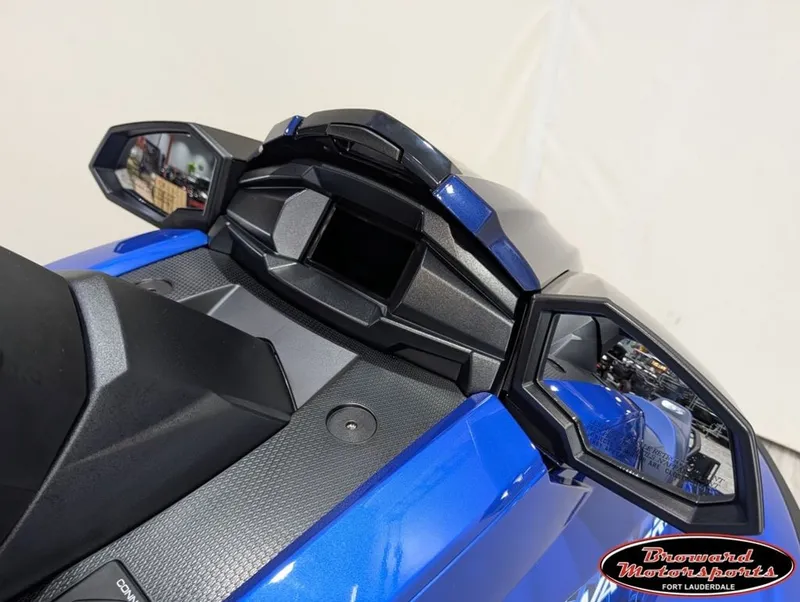 Slide: The Image of Yamaha VX® Limited HO 2026 - 22