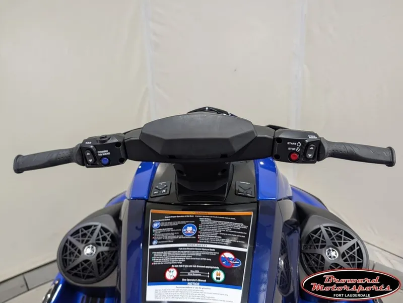 Slide: The Image of Yamaha VX® Limited HO 2026 - 24