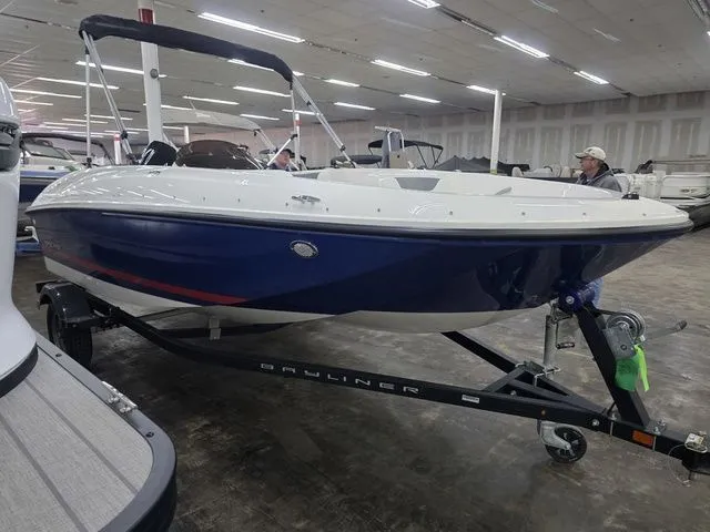 The Image of Bayliner E-160 Element 2021 - 1