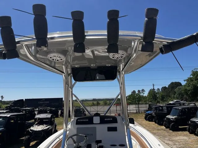 Slide: The Image of Pioneer 222 Sportfish 2026 - 21
