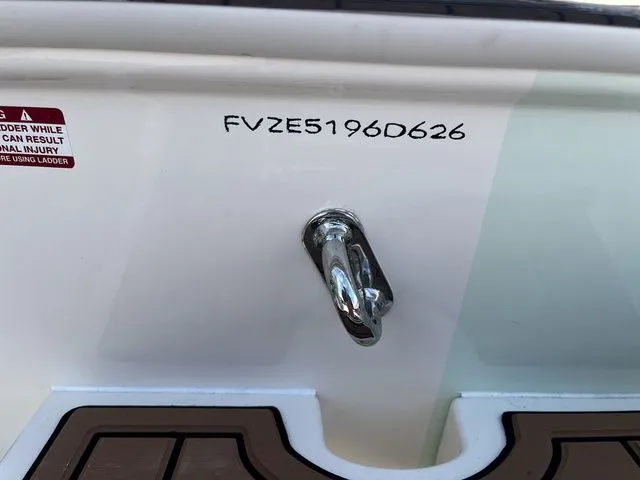 Slide: The Image of Pioneer 220 Bay Sport 2026 - 10