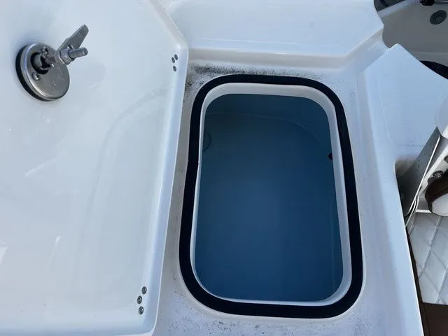 Slide: The Image of Pioneer 220 Bay Sport 2026 - 21