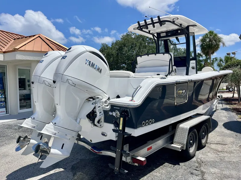 Slide: The Image of Sea Hunt Ultra 265 SE 2026 - 6