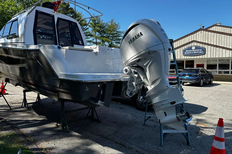 Slide: The Image of 2026 Solara S-250 Coupe with Yamaha outboard motor at Mamaroneck Boats & Motors. - 3
