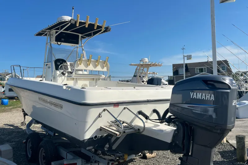 Slide: The Image of 2000 Hydra-Sports 230 Seahorse CC boat with Yamaha engine on trailer. - 3