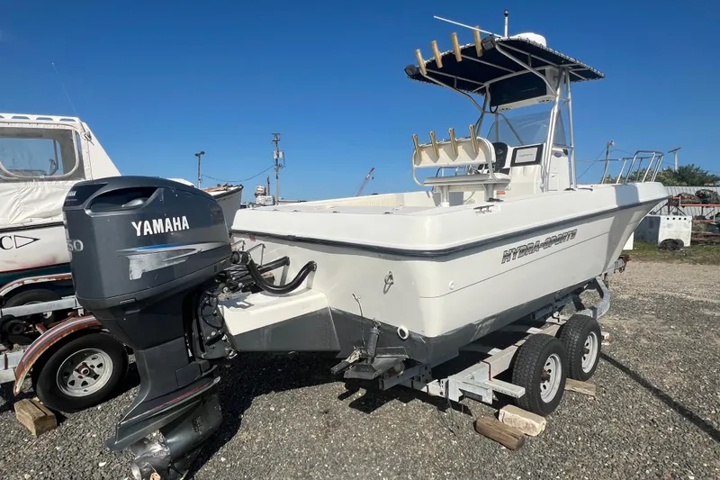 Slide: The Image of 2000 Hydra-Sports 230 Seahorse CC boat with Yamaha outboard motor on trailer. - 5