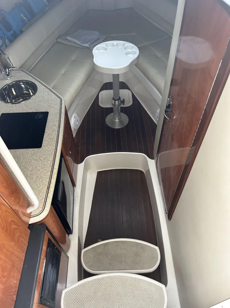 Slide: The Image of Fountain 38 SPORTFISH CRUISER OUTBOARD 2007 - 27