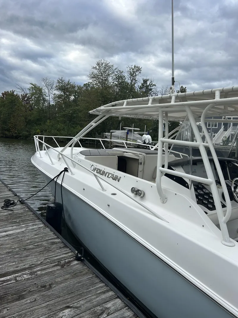 Slide: The Image of Fountain 38 SPORTFISH CRUISER OUTBOARD 2007 - 39