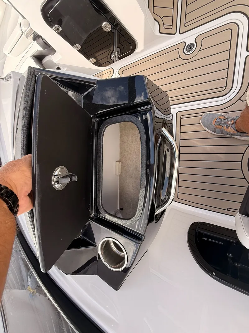 Slide: The Image of Stingray 23 OSX 2026 - 58