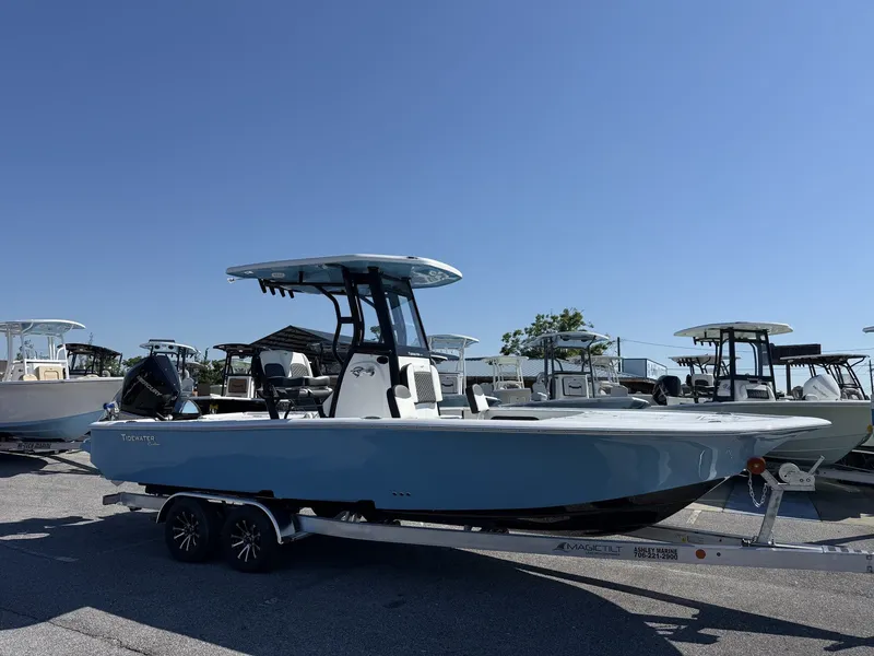 The Image of Tidewater 2500 Carolina Bay 2026 - 1