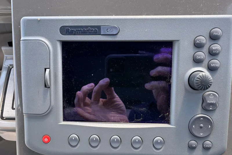 Slide: The Image of Raymarine C70 navigation display on a 2007 Regal 3060 Window Express boat. - 9