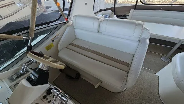 Slide: The Image of Cruisers 3570 Esprit 1996 - 11