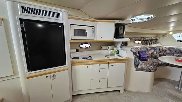 Slide: The Image of Cruisers 3570 Esprit 1996 - 20