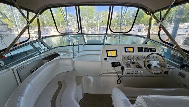 Slide: The Image of Cruisers 3570 Esprit 1996 - 16