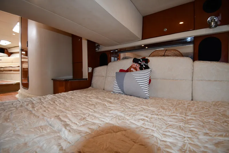 Slide: The Image of Interior cabin of 2009 Formula 400 Super Sport yacht with cozy bedding and pillows. - 45