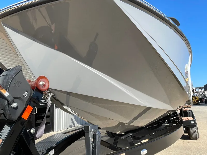 Slide: The Image of Nautique G23 2019 - 12