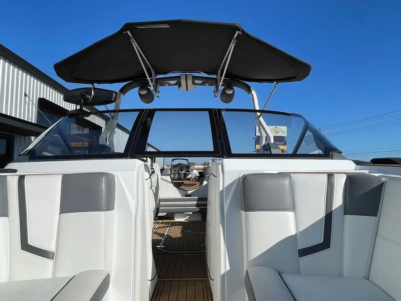Slide: The Image of Nautique G23 2019 - 19