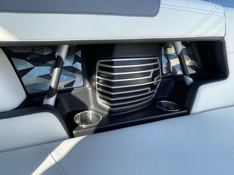 Slide: The Image of Nautique G23 2019 - 30