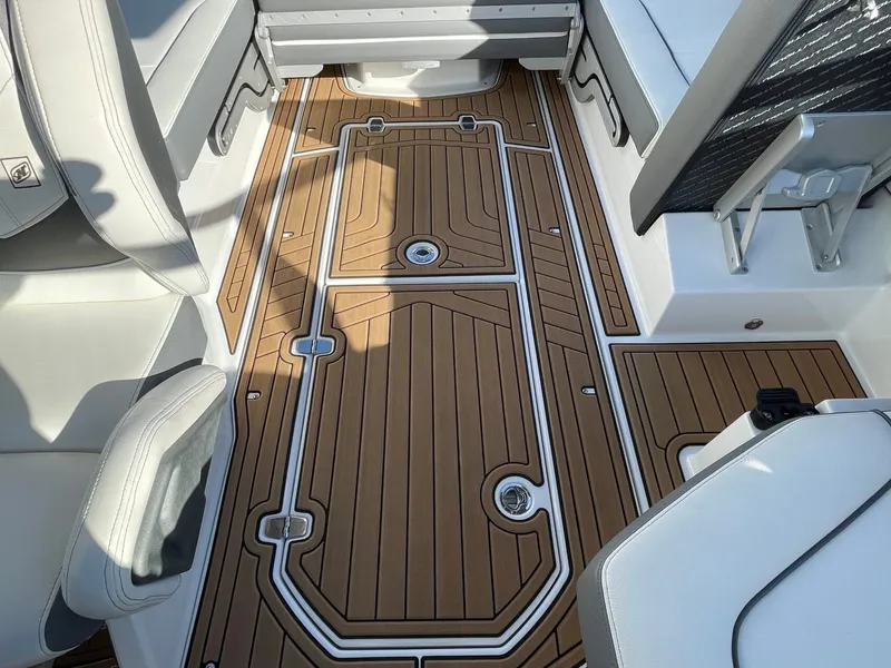 Slide: The Image of Nautique G23 2019 - 42