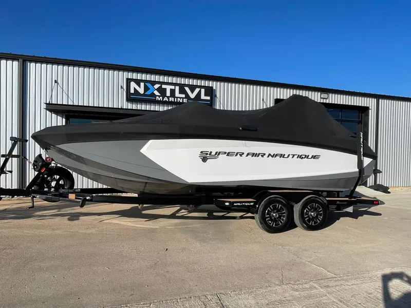 Slide: The Image of Nautique G23 2019 - 43