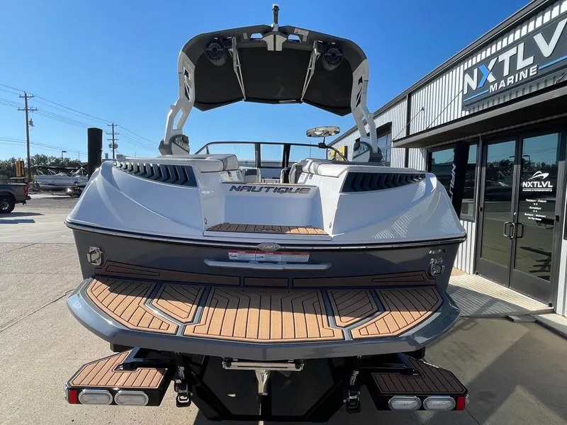Slide: The Image of Nautique G23 2019 - 7