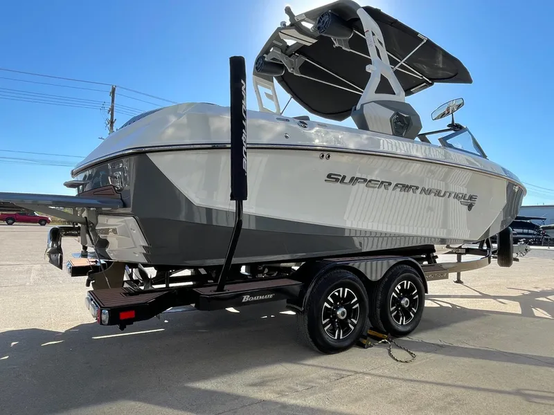 Slide: The Image of Nautique G23 2019 - 8
