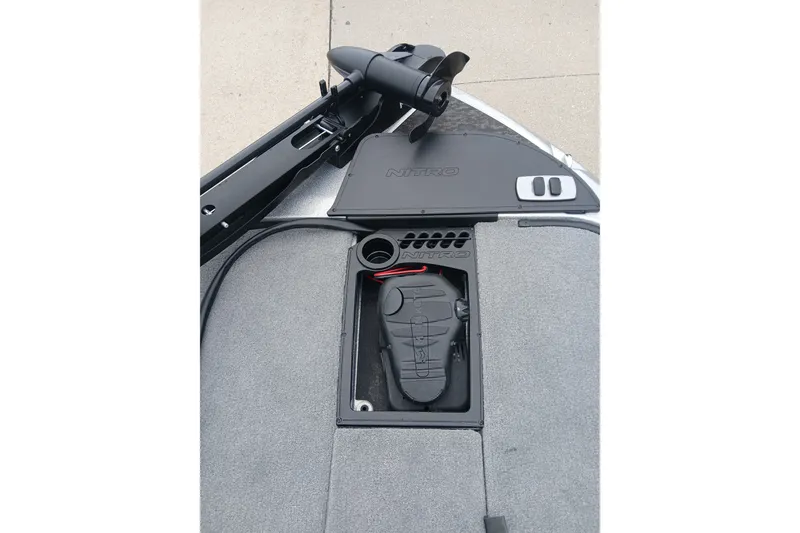 Slide: The Image of 2026 Nitro Z19 XL boat deck with storage compartment and trolling motor. - 4