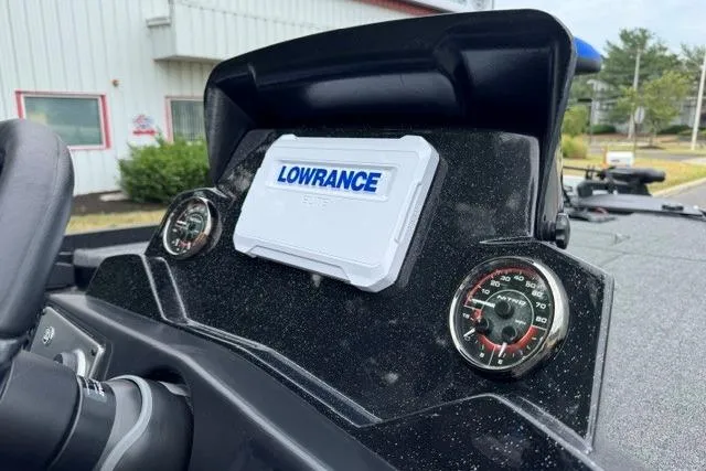 Slide: The Image of Dashboard of 2026 Nitro Z21 XL boat featuring Lowrance electronics and gauges. - 11
