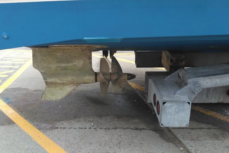 Slide: The Image of Propeller and rudder of a 2009 Tiara Yachts 3500 Sovran on a trailer. - 29