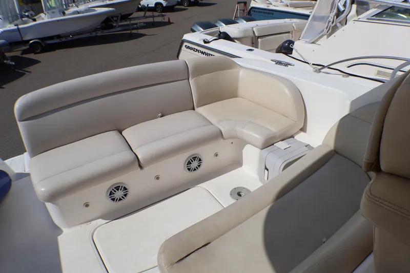 Slide: The Image of Luxurious seating area on a 2009 Tiara Yachts 3500 Sovran boat deck. - 9