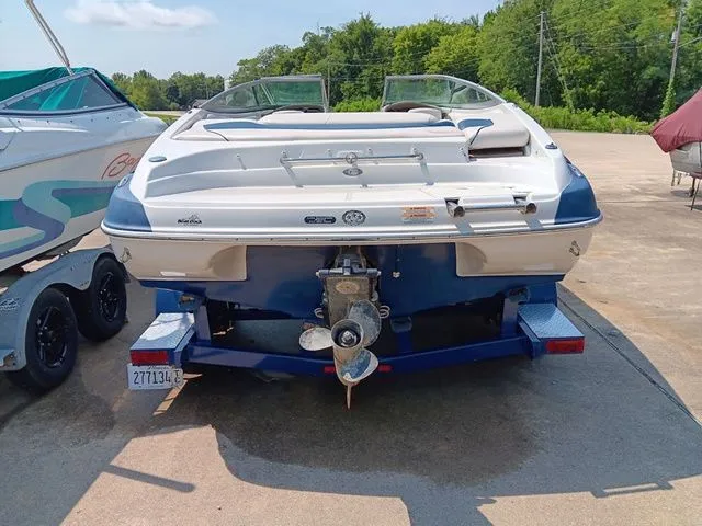 Slide: The Image of Crownline Boats 21 SS 2012 - 3