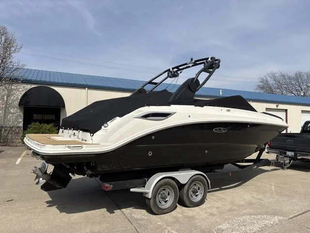 The Image of Sea Ray SDX 250 2019 - 1