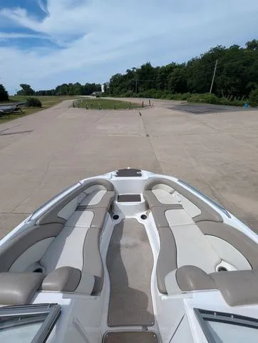 Slide: The Image of Yamaha 242 Limited 2010 - 5