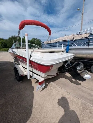 Slide: The Image of Sea Ray 180 Sport 2005 - 3